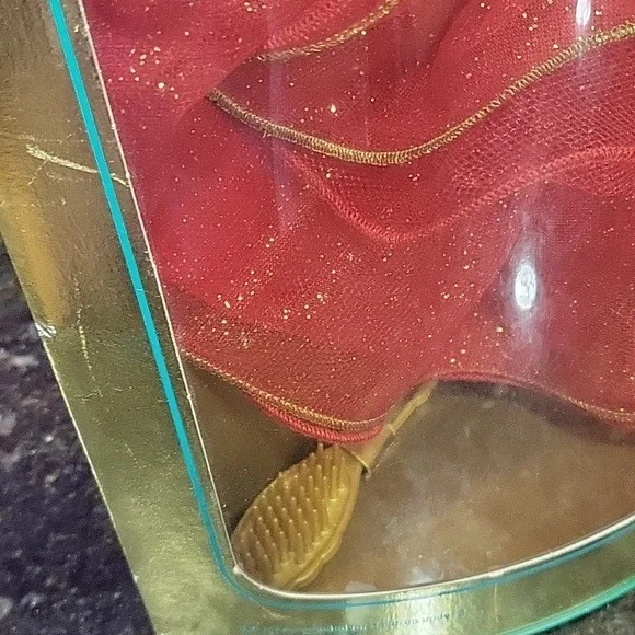 NIB Vintage 1993 Happy Holidays Barbie Special Edition By Mattel - Picture 6 of 9